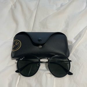 Black raybans round double bridge polarized green classic